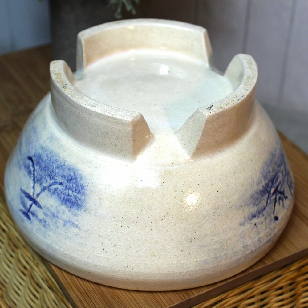 Vintage Studio Stoneware Pottery Bowl With Thick Three Footed Base White Blue - Picture 2 of 8